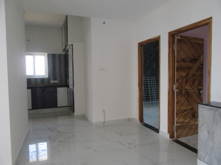 2) Li Id 231 - First Floor East Face 2 Bhk House.JPG